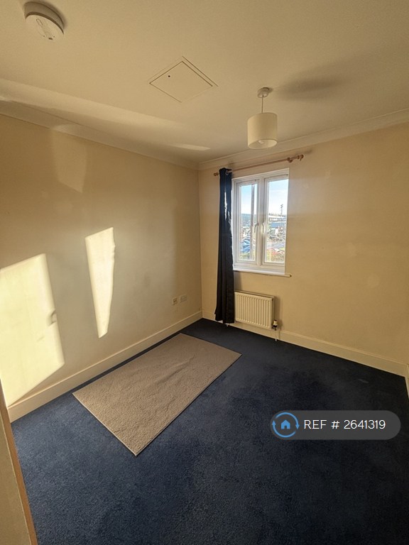 2 bedroom flat in Wherry Road, Norwich, NR1 (2 bed) (#2641319)