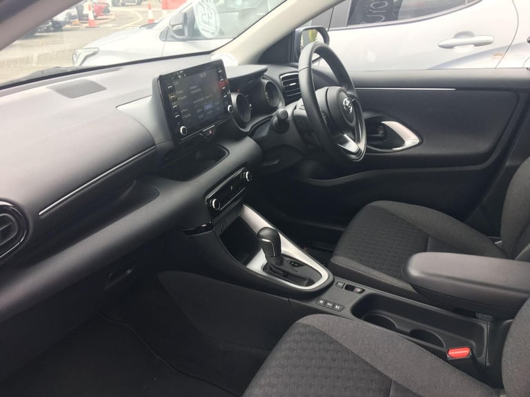 2023 Toyota Yaris 1.5 Hybrid Design 5dr CVT HATCHBACK PETROL/ELECTRIC Automatic