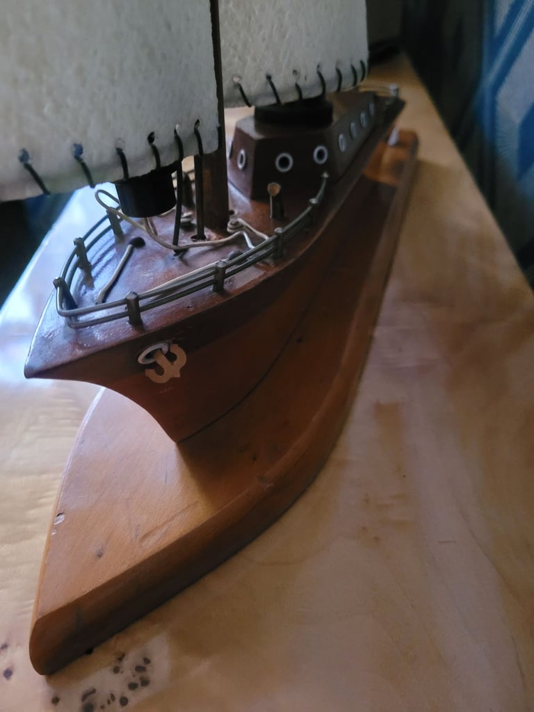 image for Art Deco 1930's boat builders yacht lamp in vgc fully working and pat tested 