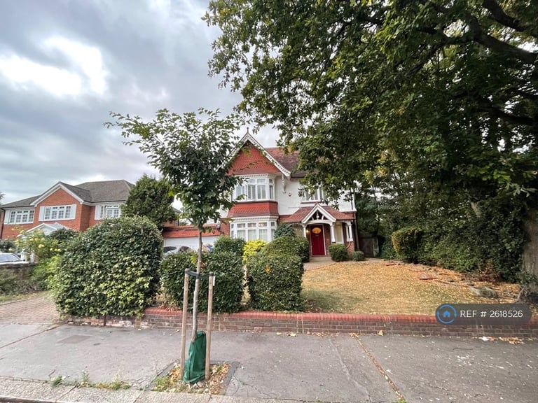 6 bedroom house in Cheyne Walk, Croydon, CR0 (6 bed) (#2618526)