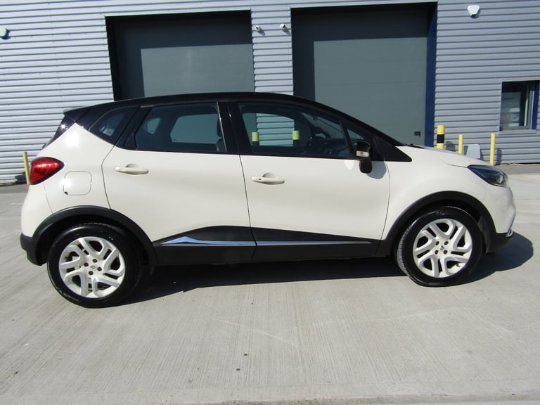 LEFT HAND DRIVE 2014 RENAULT CAPTUR 0.9 TCe ENERGY DYNAMIC MEDINAV 5DR PETROL