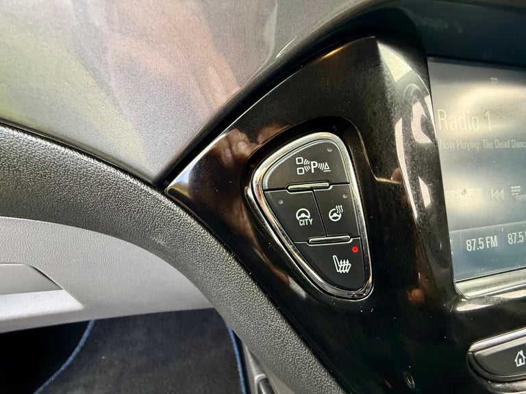 2016 Vauxhall Corsa 1.4i SE Auto Euro 6 5dr HATCHBACK Petrol Automatic