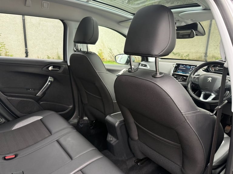 2019 Peugeot 2008 1.2 PureTech Allure Premium SUV 5dr Petrol Manual Euro 6 (s/s) (82 ps) HATCHBAC...