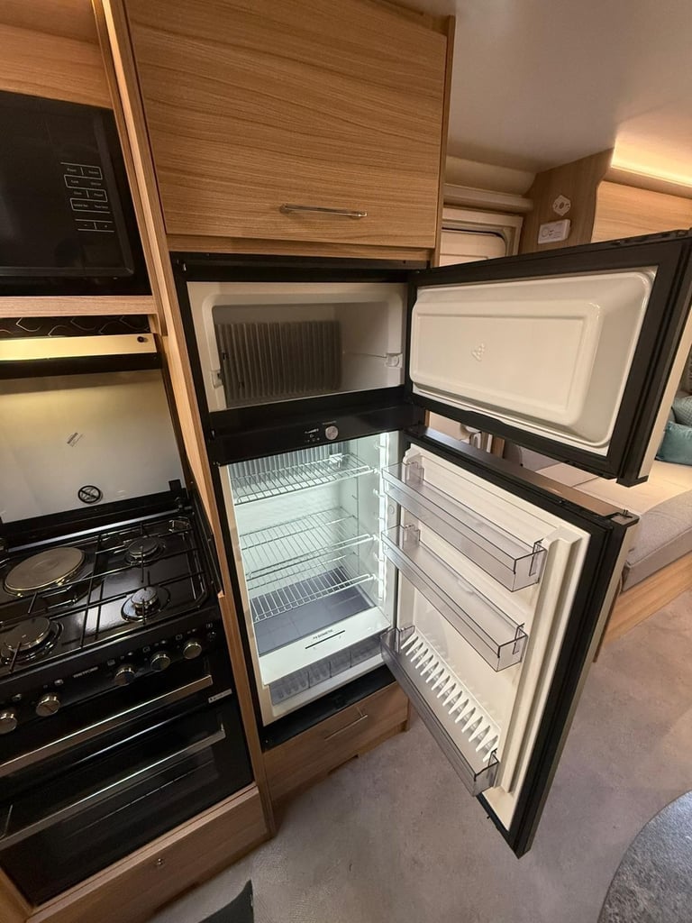 2021 BAILEY PEGASUS GRANDE SE TURIN - 6 BERTH CARAVAN 