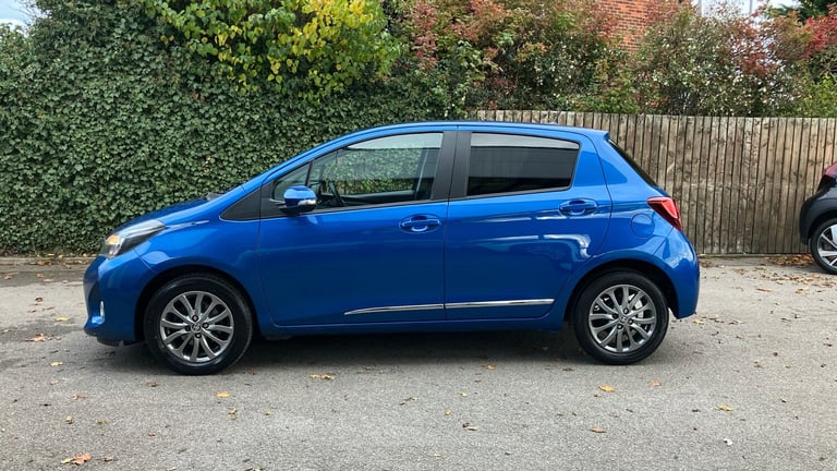 2017 Toyota Yaris 1.33 VVT-i Icon 5dr CVT Petrol Hatchback Hatchback Petrol Automatic