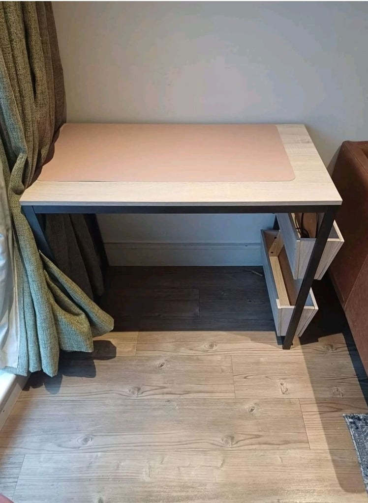 Beautiful Desk 