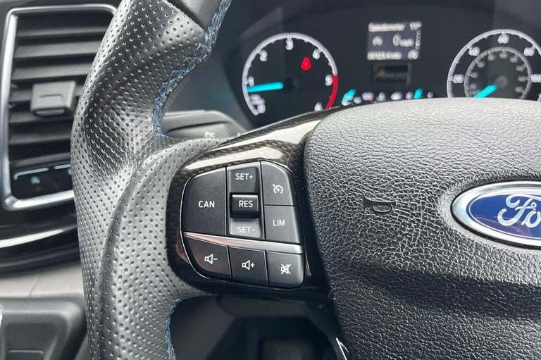 2019 Ford Transit Custom 2.0 EcoBlue 170ps Low Roof D/Cab Limited Van Auto PANEL VAN DIESEL Autom...