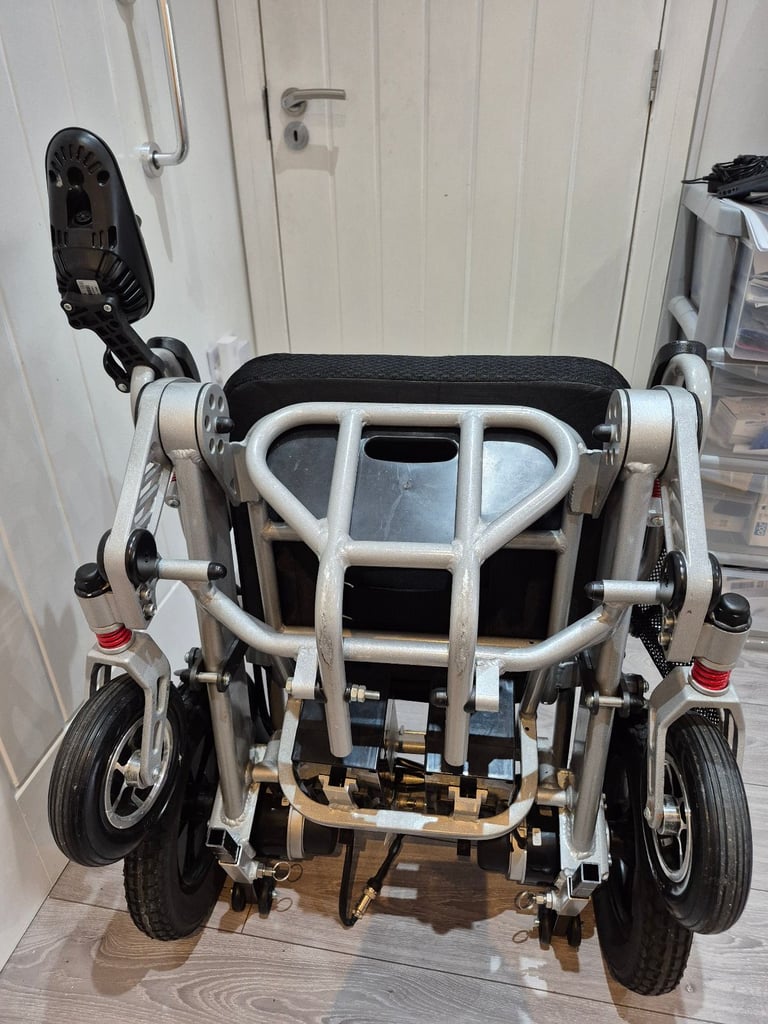 Mobility plus powered wheelchair in working order