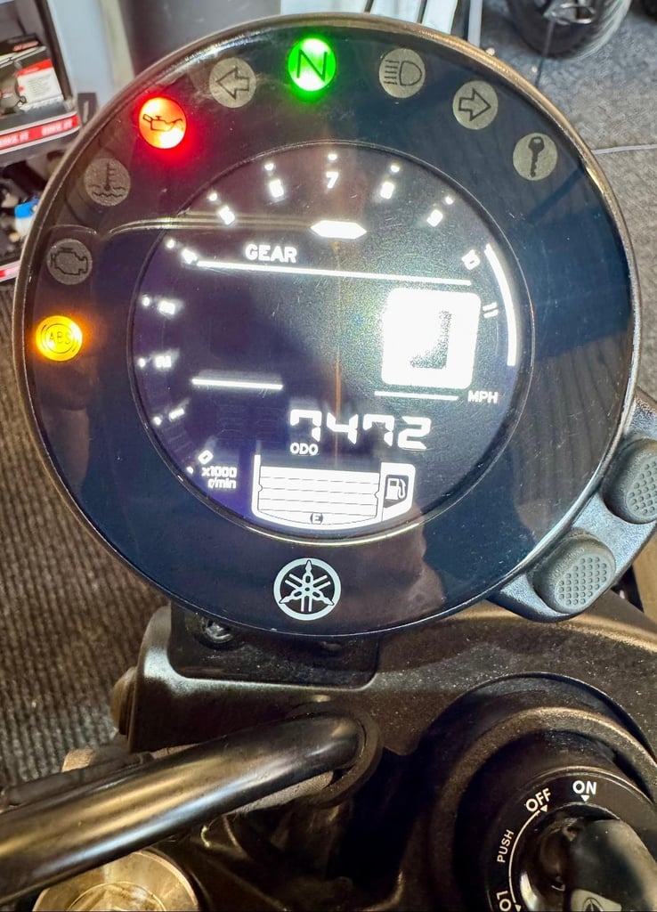 Yamaha XSR 700 / 2022 (72) model / just 7472 miles.