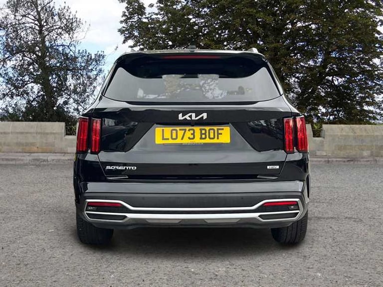 2023 Kia Sorento 1.6 T-GDi HEV Vision 5dr Auto ESTATE PETROL/ELECTRIC Automatic