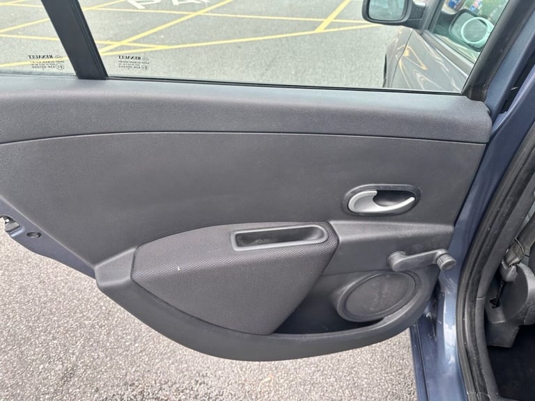 2007 Renault Clio 1.2 TCe 16v Dynamique Hatchback 5dr Petrol Manual (139 g/km, 100 bhp) Hatchback... - Image 10