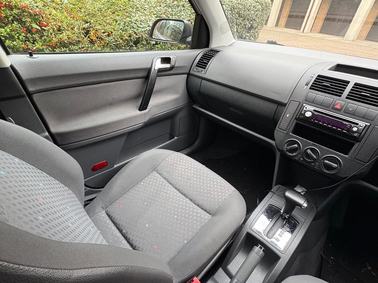 Volkswagen, POLO 1.4 automatic petrol ,5 doors, drives great, full service history,1 year mot 