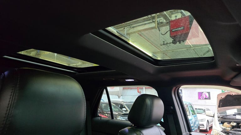 2013 Ford Explorer 3.5 XLT 4WD 7 SEATS LEFT HAND STOW &amp; GO SUV Petrol Automatic