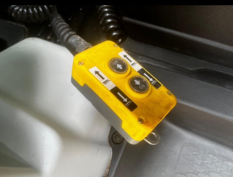 2023 Iveco Daily 2.3 Crew Cab Chassis 3750 WB CHASSIS CAB Diesel Manual