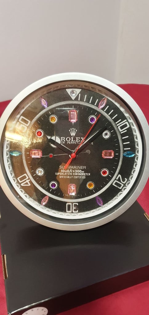 image for Standard 9inch quartz wall clock 