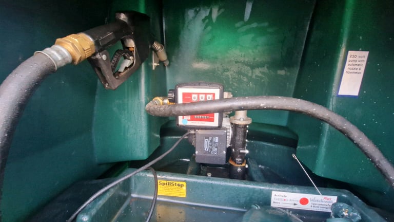 Titan 1300 litre bunded diesel fuel station tank 240v pump tractor 