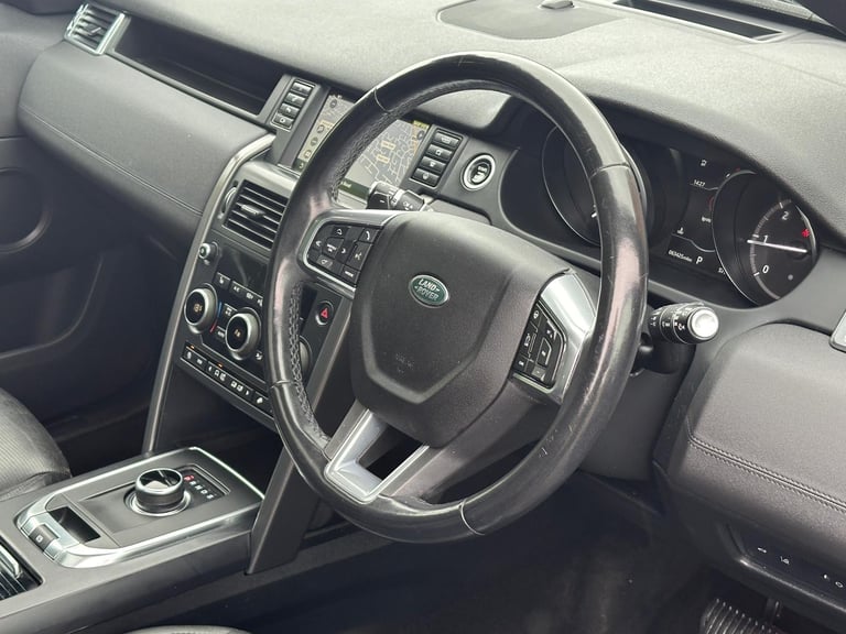 Land Rover Discovery Sport 4x4 / AUTO / 7 SEATS / HUGE SPEC 