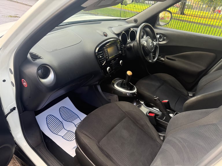 Nissan, JUKE, Hatchback, 2013, Manual, 1598 (cc), 5 doors