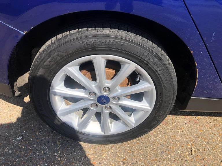 2015 Ford Focus 1.0 EcoBoost Titanium 5dr Petrol