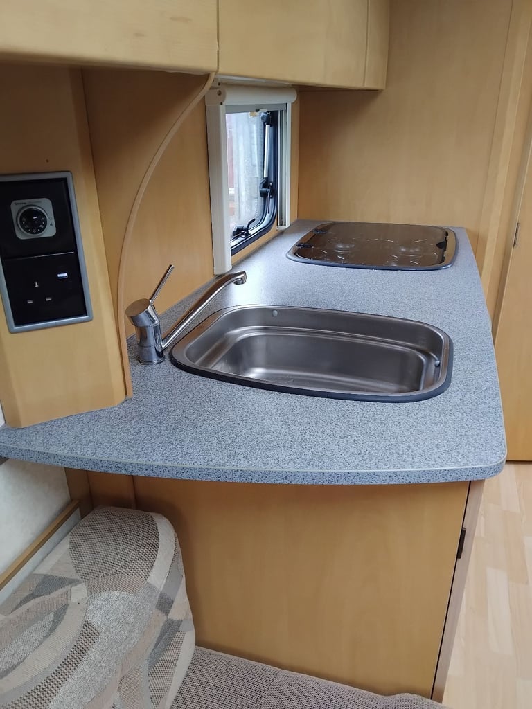 2010 Bailey Ranger Series 6 GT60 460-2, Motor Mover, Awnings, Cover, Extras 