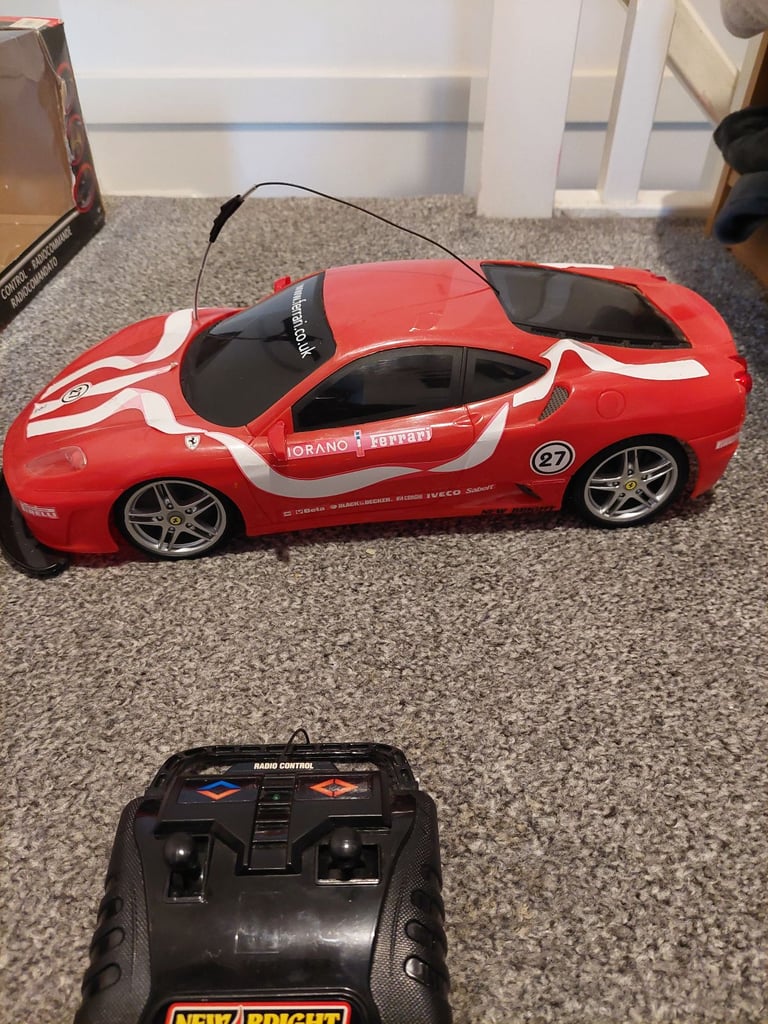 New bright ferrari remote control car 1/10 scale