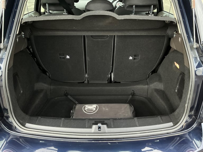 2012 MINI Countryman 1.6 Cooper Euro 5 (s/s) 5dr HATCHBACK Petrol Manual