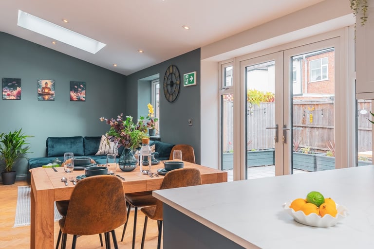 NEW STUNNING BOUTIQUE EN-SUITE ROOMS