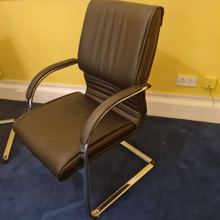 Leather executive office chairs 60 pounds each 