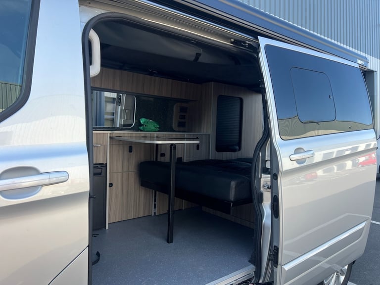 2020 Ford Transit Custom 2.0 EcoBlue 130ps Low Roof D/Cab Limited Van PANEL VAN Diesel Manual