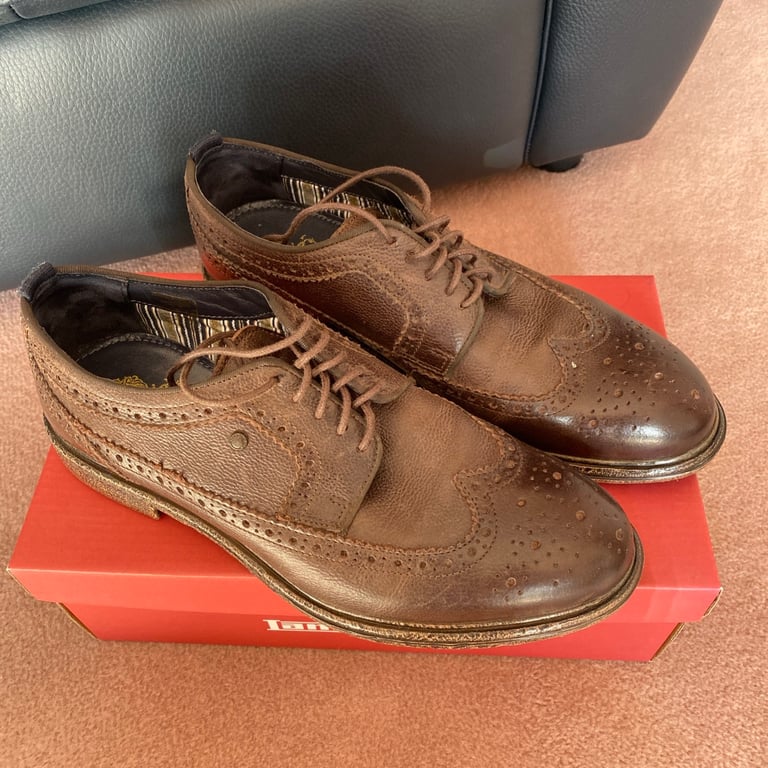 image for Base Mens Shoes Size UK8