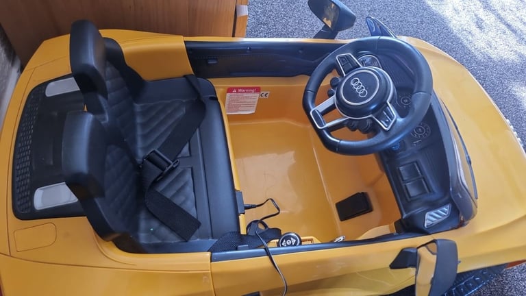 Children's Ride-On Car Electric Toy Car