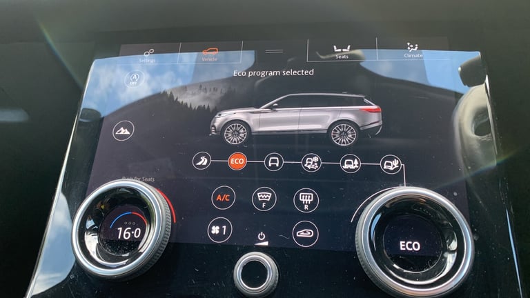2018 Land Rover Range Rover Velar 2.0 D240 R-Dynamic SE SUV 5dr Diesel Auto 4WD Euro 6 (s/s) (240...