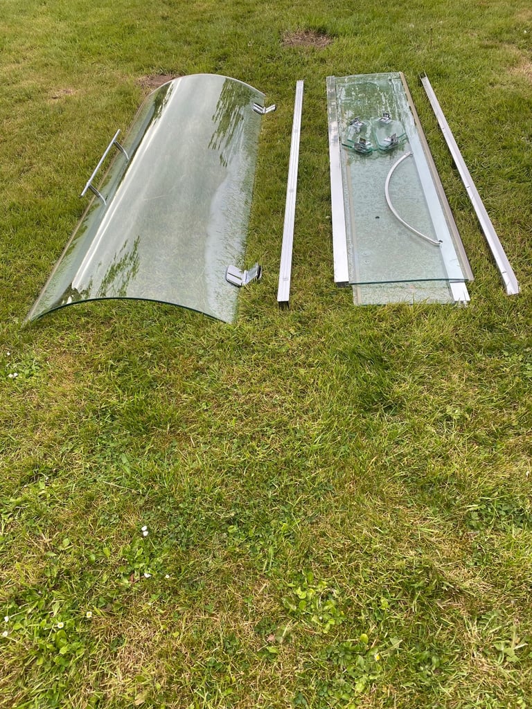 Shower enclosure