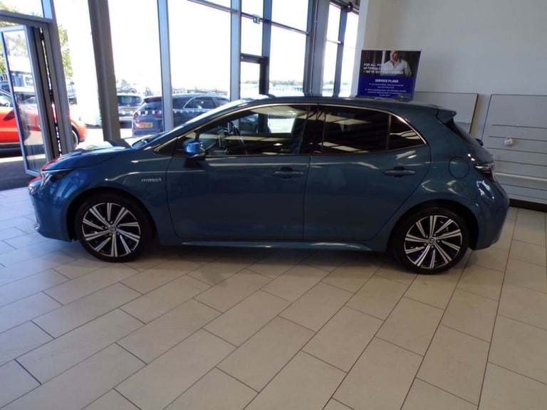  Toyota Corolla 1.8 VVT-i Hybrid Design 5dr CVT Petrol/Electric Hybrid