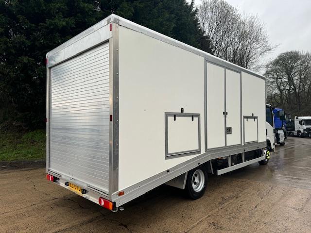 2024 ISUZU N75.190 Euro 6 19ft6 box covered car transporter 1477kms manual a/c
