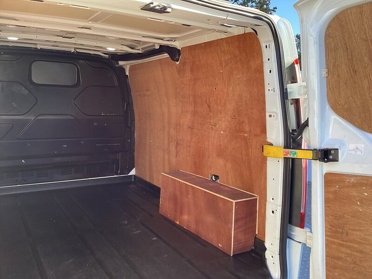 2020 Ford Transit Custom 300 EcoBlue Limited SWB A/C Euro 6 SWB Panel Van Diesel Manual