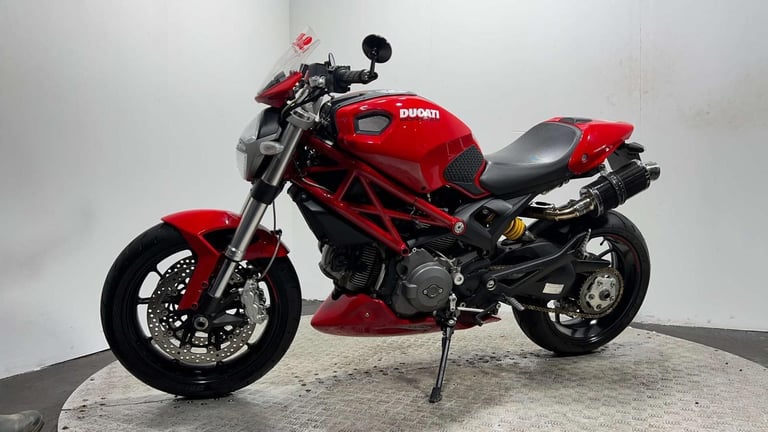 Ducati Monster [Phone number removed]K STREETFIGHTER WARRANTY NEW MOT RIDES GREAT