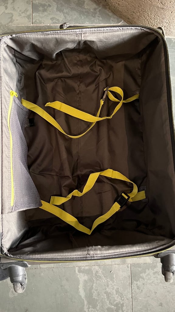 Large Tripp 4 Wheel Suitcase Luggage