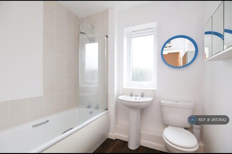 1 bedroom flat in Riverside House, Sheffield, S2 (1 bed) (#2657842)