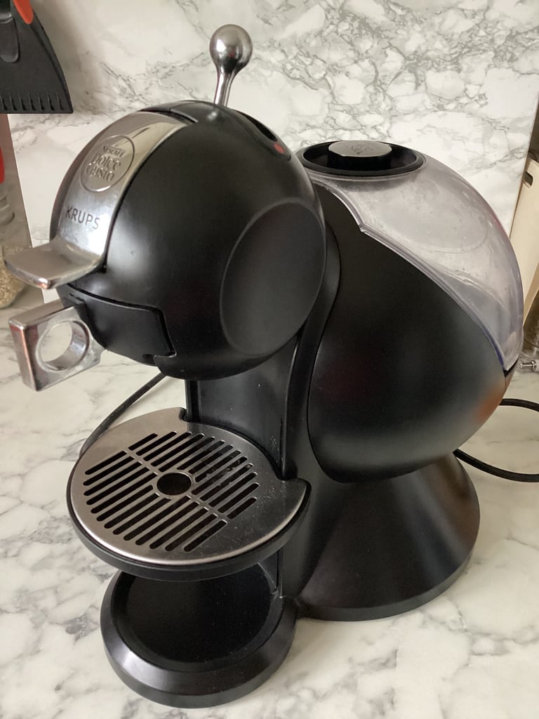 Dolce gusto Nescafé coffee machine