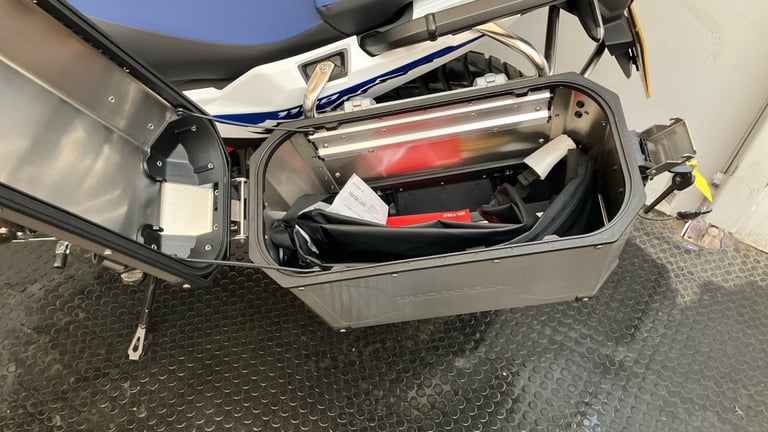 2025 Honda Africa Twin (23MY) Honda Africa Twin CRF1100L Manual DUEL Petrol Manual