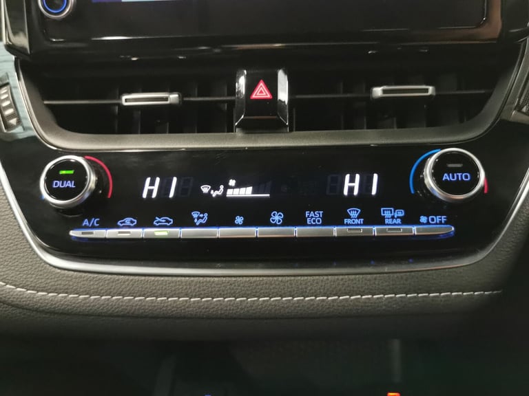 2022 Toyota Corolla 1.8 VVT-i Hybrid GR Sport 5dr CVT HATCHBACK PETROL/ELECTRIC Automatic