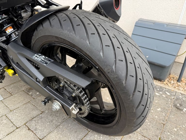 Suzuki GSX-S750, GSX S750, GSXS750, GSXS 750