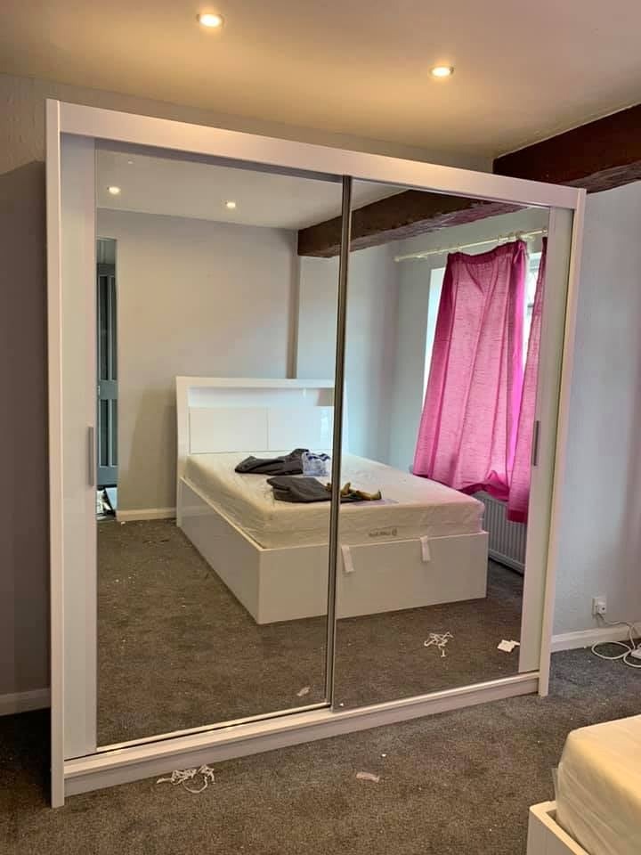 Luxurious Chicago 23 Door Sliding Mirror Wardrobe With ShelfsRails