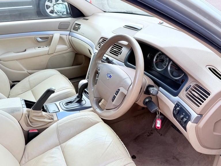 VOLVO S80 2.4 D5 SE Lux 2005