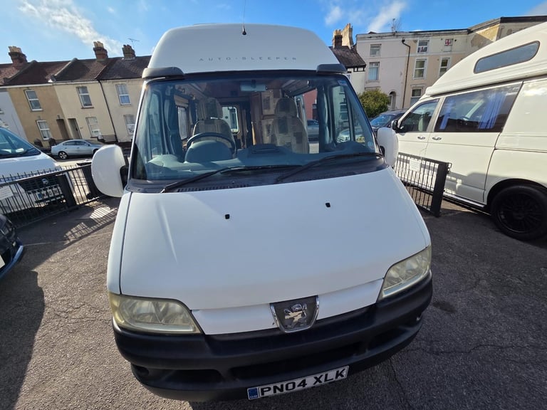 Auto-Sleepers Symbol 2 berth compact DIESEL MANUAL 2004/04