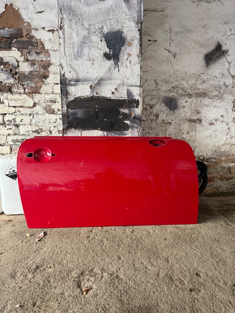 Chilli Red MINI Hatchback R56 Door Bare Front Right Side