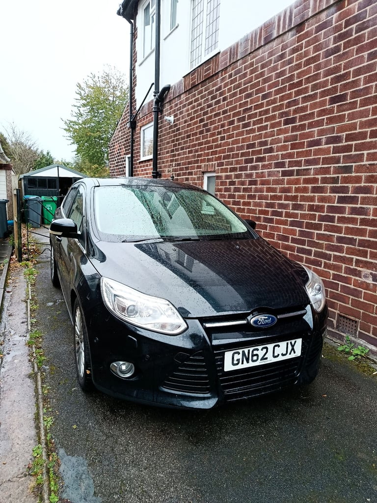 Ford, FOCUS, Hatchback, 2012, Manual, 1560 (cc), 5 doors