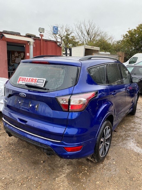 2017 Ford Kuga 2.0 TDCi ST-Line 5dr 2WD DAMAGED REPAIRABLE SALVAGE HATCHBACK Diesel Manual