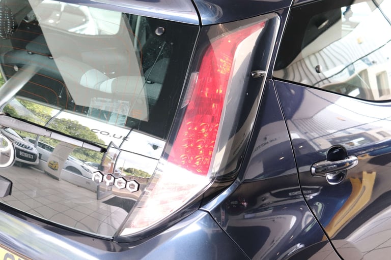 2016 Toyota AYGO 1.0 Aygo X-Play VVT-i CVT 5dr Hatchback Petrol Automatic